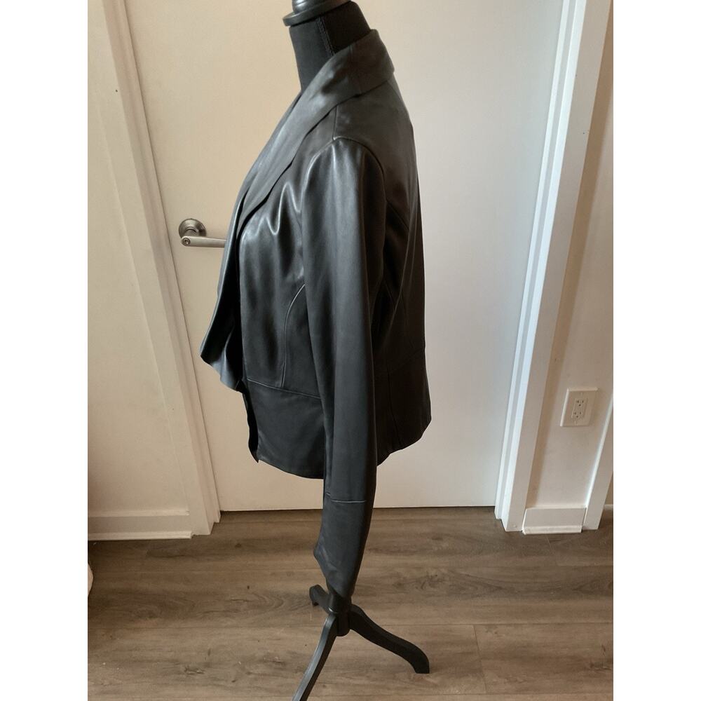 Kenneth Cole New York Women’s Black Genuine Leather Drape Collar Jacket SZ L - Picture 3 of 6